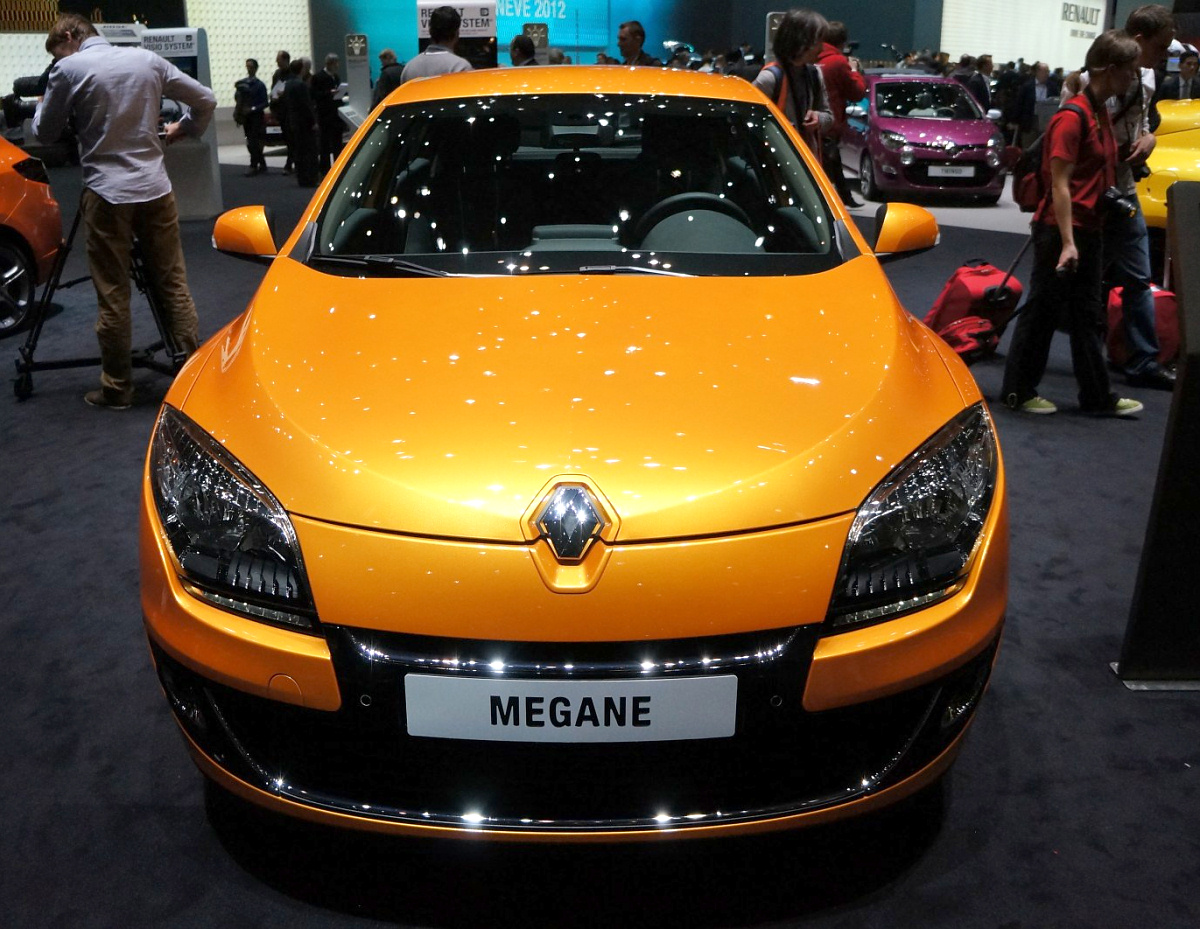 Обновленный Renault Megane - фото - LiveCars.Ru