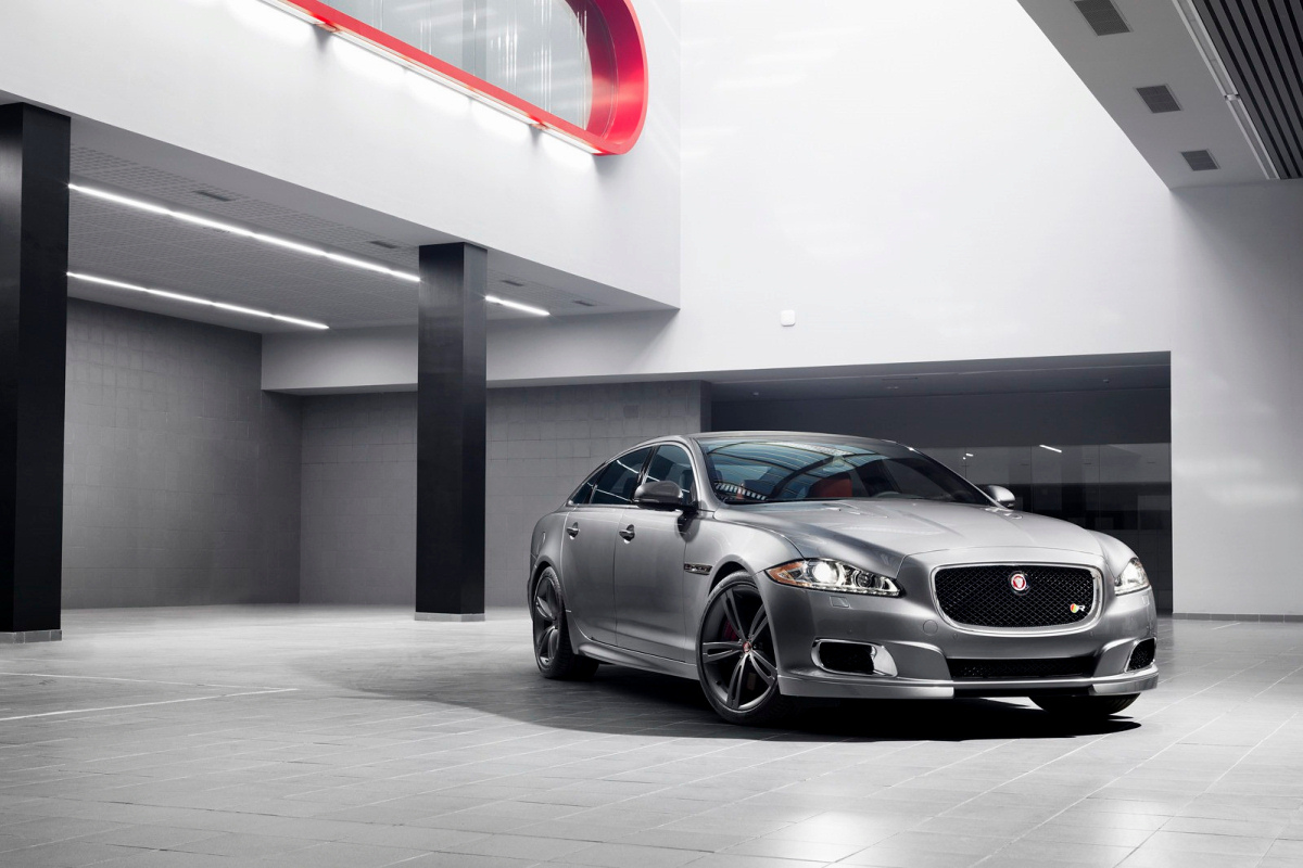 Jaguar XJR РѕР±РѕРё