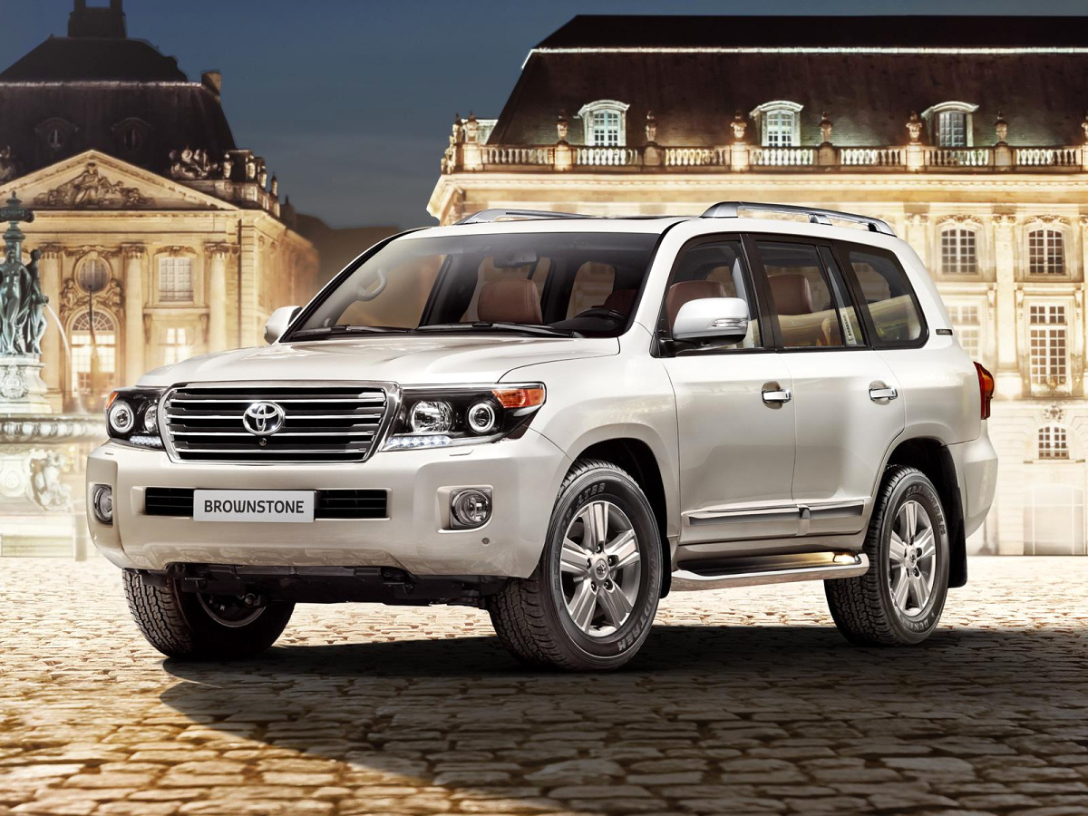 Toyota Land Cruiser 200 2014