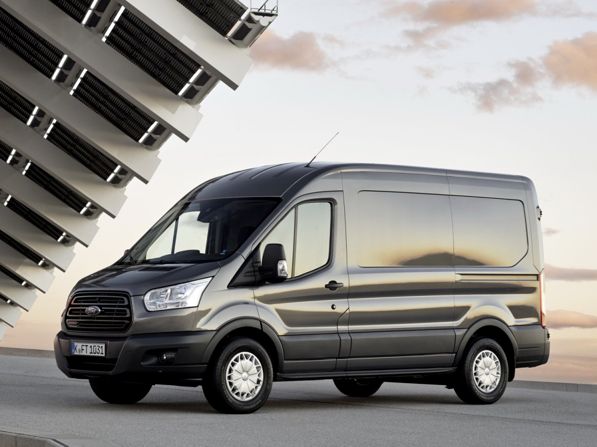 Коммерческий фургон Ford Transit - фото - LiveCars.Ru