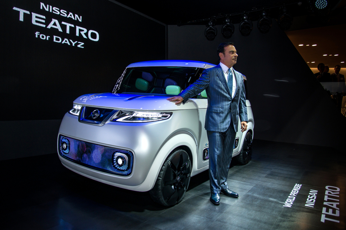 Цифровой» сити-кар Nissan Teatro for Dayz - фото - LiveCars.Ru