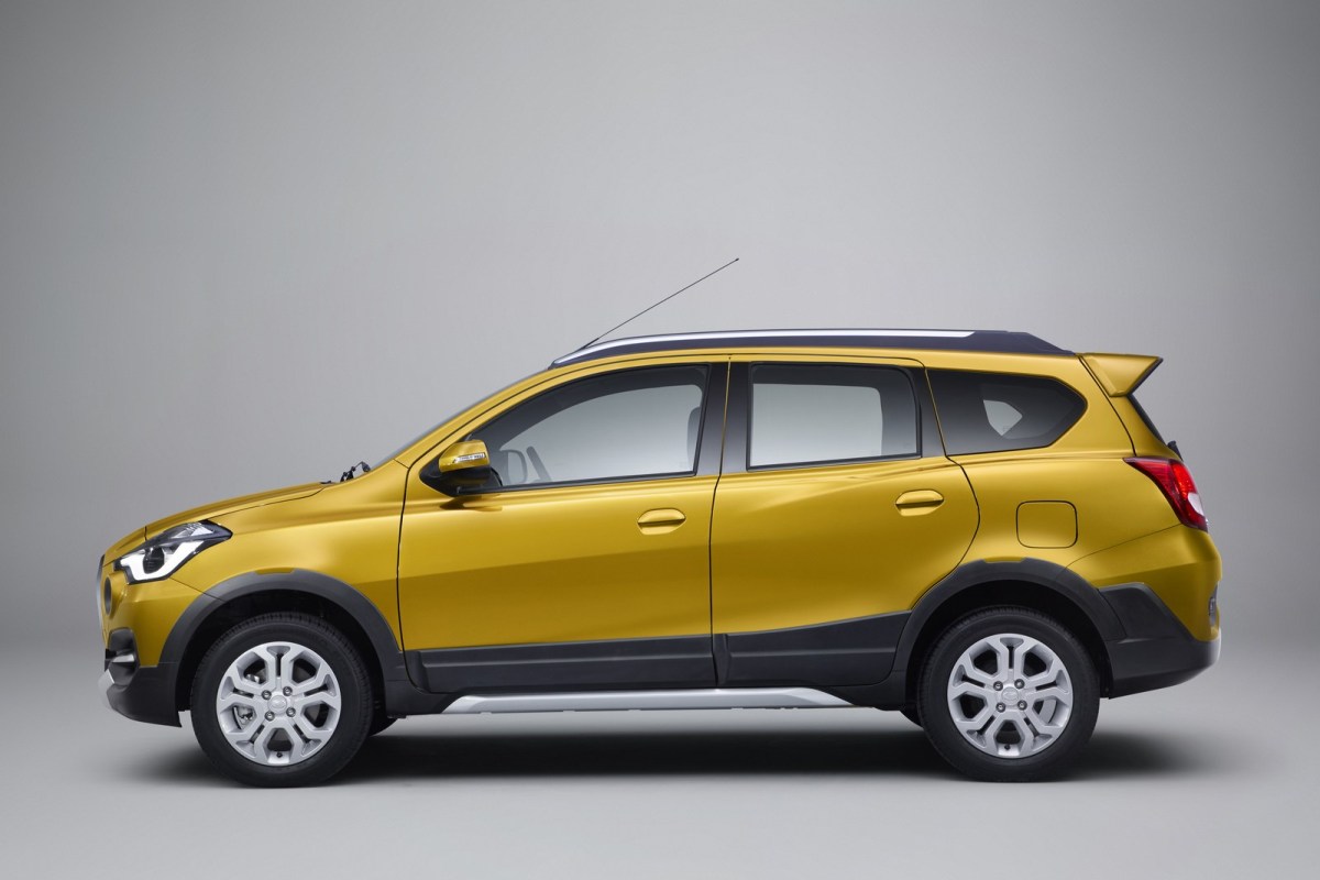 Компактный кроссовер Datsun Cross - фото - LiveCars.Ru